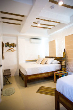 Lugar Bonito Boracay Hotel